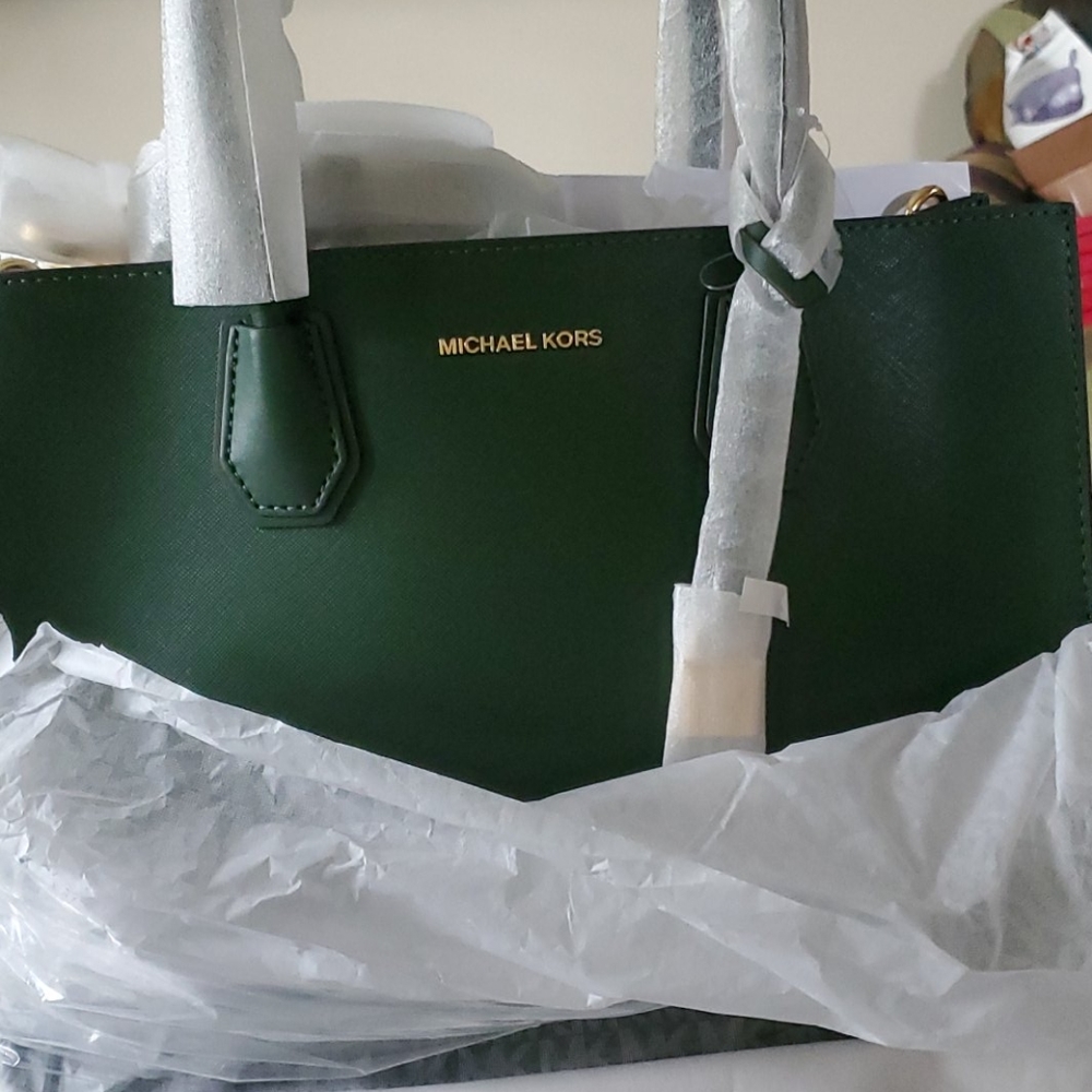 Michael kors Host PICK leather large tote or crossberry moss gorgeous ๐ - Picture 1 of 8
